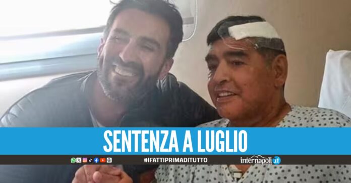 Al via il processo per la morte di Maradona, i 7 membri del team medico a giudizio per omicidio colposo