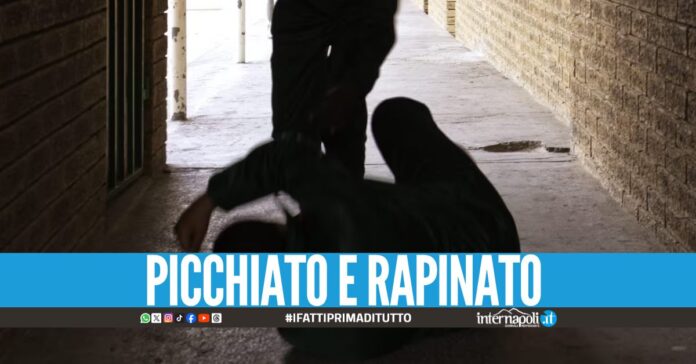 Rapina a mano armata a Torre Annunziata, rubati 1700 euro all'ambulante