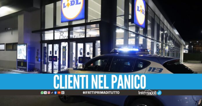 Rapinano il supermercato Lidl