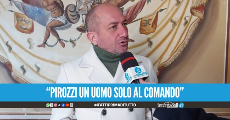 Dimissioni consiglieri a Giugliano, l'affondo di Pezzella: Decisione scellerata