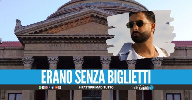 "Vogliamo vedere Rosario Miraggio", scoppia la rissa fuori al teatro