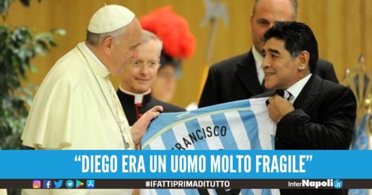 Papa Francesco e il rapporto con Maradona: “Ha regalato gioia a Napoli e in Argentina”