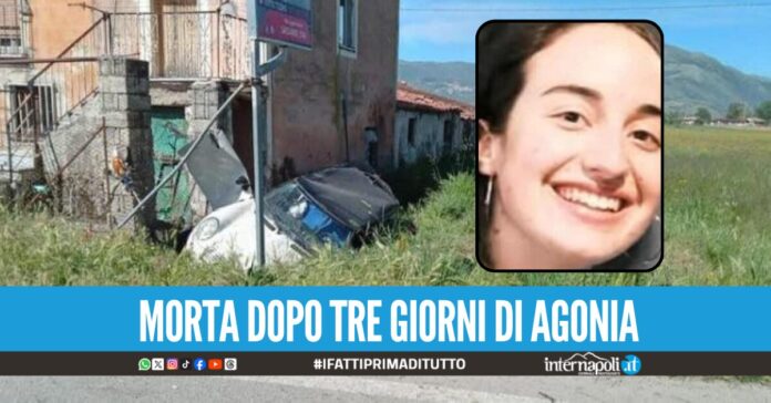 Esce fuori strada con l'auto e si schianta contro una casa, Angelica muore a 21 anni nel Salernitano