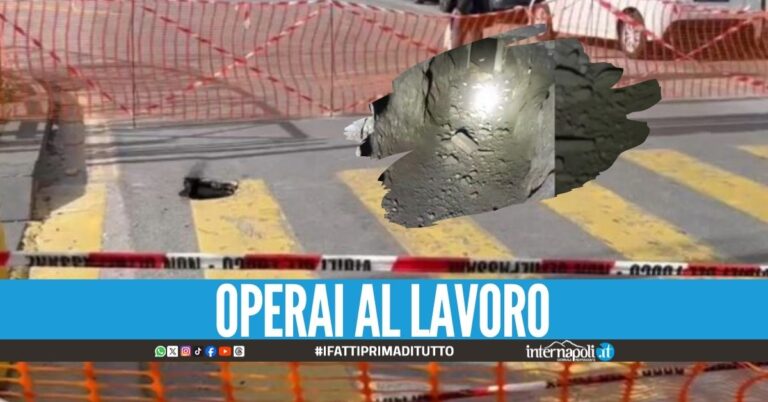 Voragine davanti al Maschio Angioino, sospetti sulla banda del buco
