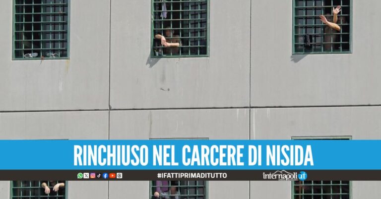 Litigio tra amici a Napoli finisce a coltellate, 14enne arrestato per tentato omicidio