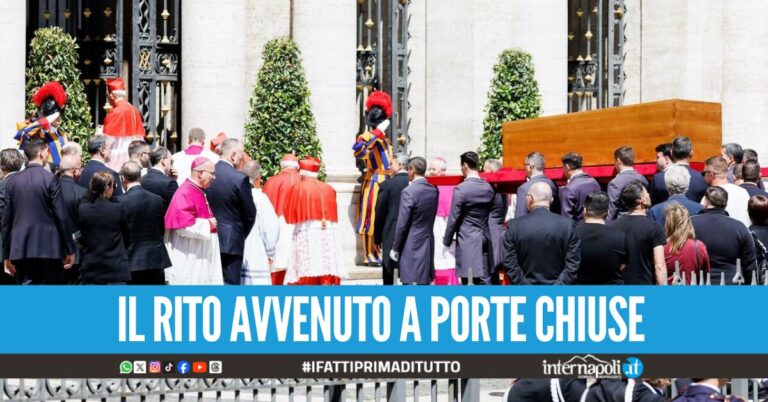 Papa Francesco tumulato a Santa Maria Maggiore, il feretro accolto da migliaia di fedeli
