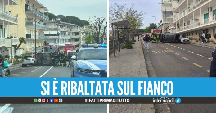 Ancora un incidente a Posillipo, auto si schianta e si ribalta in via Petrarca
