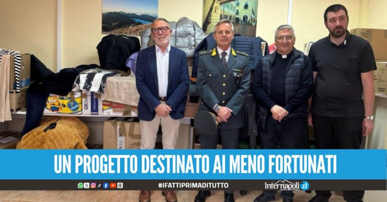 Abiti sequestrati e donati ai bisognosi dalla Finanza di Caserta