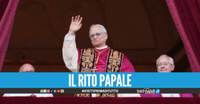 Dalla “Stanza delle Lacrime” all’“Habemus Papam”, il rito che segna l’inizio del pontificato
