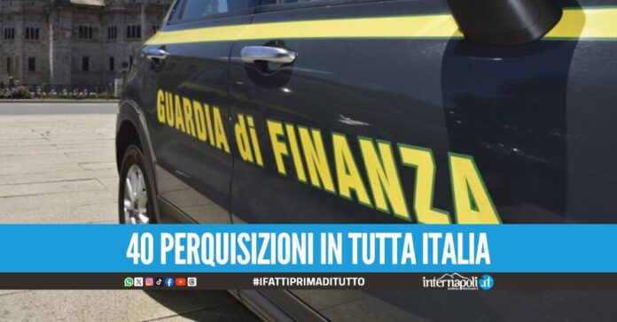 False fatturazioni e riciclaggio, 29 misure cautelari: blitz anche a Napoli e Caserta
