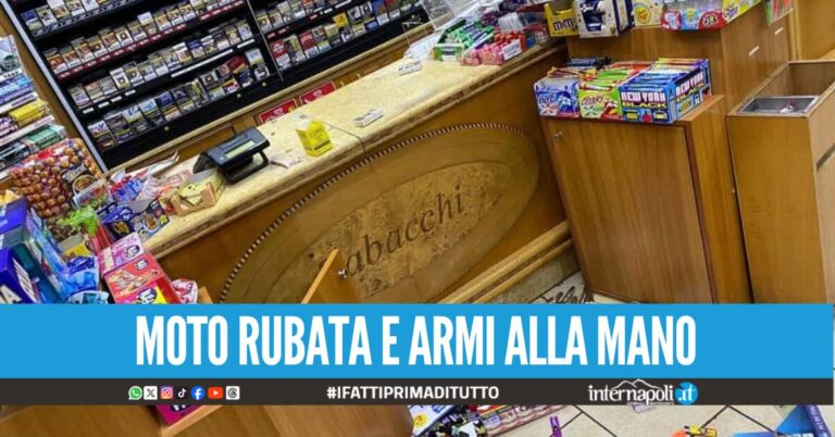 Tentano il colpo in tabaccheria a Boscoreale, ma il titolare li mette in fuga: c'è un arresto
