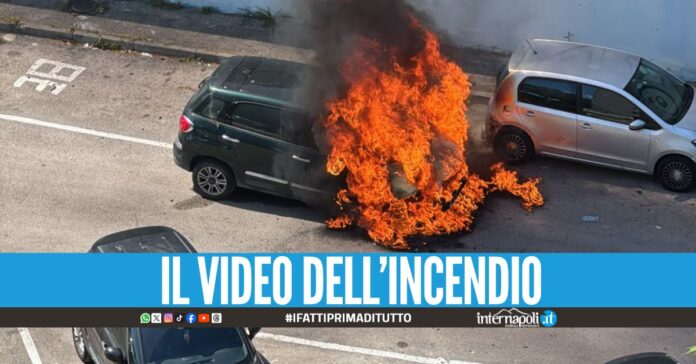 Paura a Poggioreale, ragazzo si lancia dall'auto in fiamme