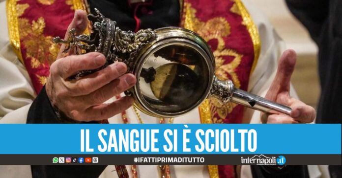 Il “miracolo di maggio” è avvenuto, il sangue di San Gennaro si è sciolto