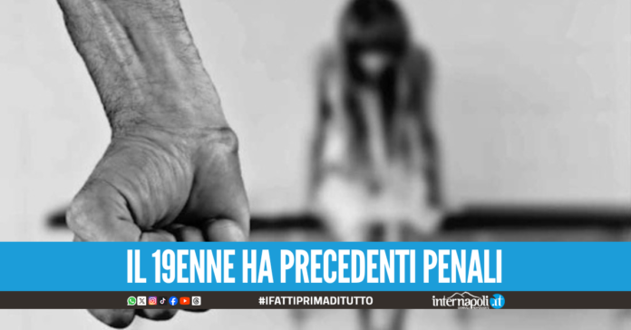 Aggredisce l'ex fidanzatina 14enne e suo padre, violenza a Melito