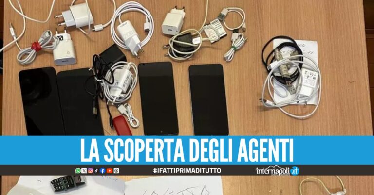 Blitz nel reparto alta sicurezza del carcere di Secondigliano, sequestrati 5 cellulari
