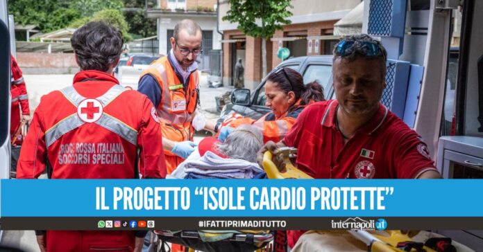 Procida aumenta la sicurezza di turisti e residenti: arrivano otto nuovi defibrillatori