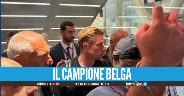 Napoli, De Bruyne è arrivato a Roma: oggi visite mediche e firma