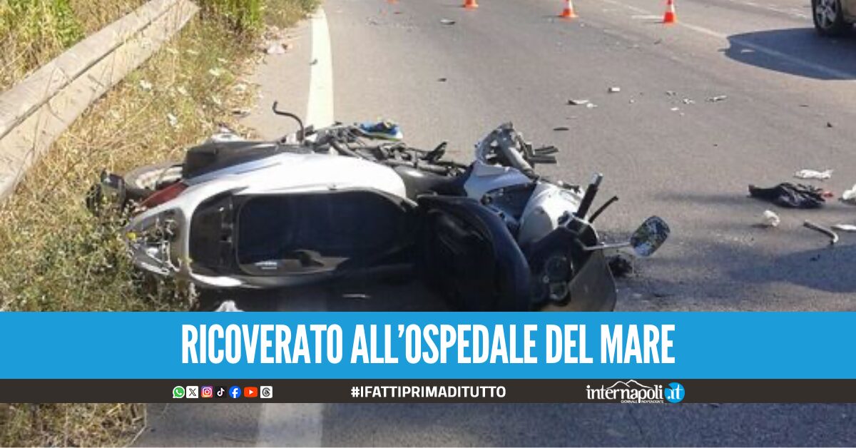 Grave incidente camion-scooter a Vico Equense, 21enne in ospedale