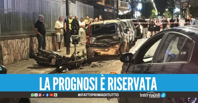 Violento scontro auto-scooter a Mugnano, tre giovani in ospedale in gravi condizioni