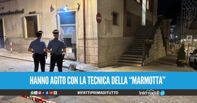 Assalto con esplosivo al Postamat in Irpinia, banditi in fuga col malloppo