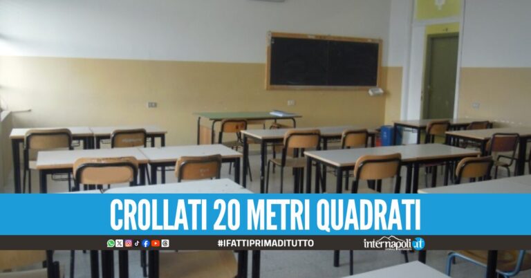 Paura nella scuola a Barra, crolla il solaio all'interno dell'aula