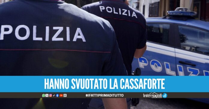 Rapinarono 36mila euro durante una perquisizione in casa, arrestati tre poliziotti