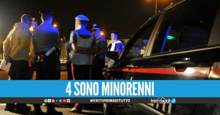 Rissa tra 6 giovani nella notte a Sant'Antimo, volano schiaffi e pugni: intervengono i carabinieri