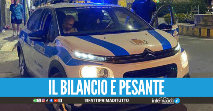 Guida con cellulare alla mano e senza assicurazione, patenti ritirate e veicoli sequestrati ad Afragola