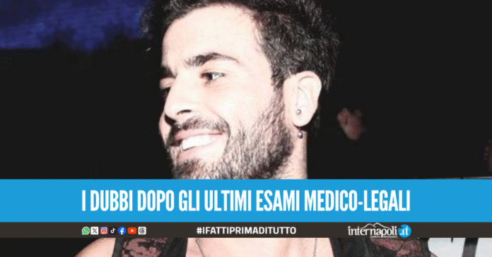 Stop alla cremazione di Dj Godzi, la famiglia vuole portare la salma in Italia