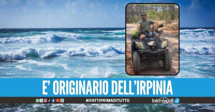 Rischia di annegare durante il bagno a mare, donna salvata dal poliziotto-eroe