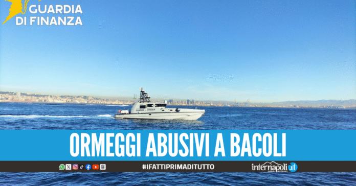 Porticciolo abusivo scoperto a Bacoli, sequestrato intero specchio d'acqua
