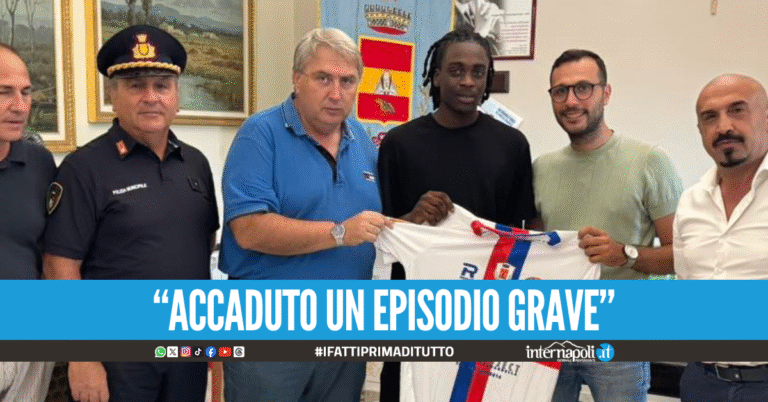 Fouzan pestato dal branco a Qualiano, il sindaco lo accoglie: La nostra città è con lui