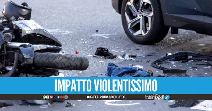 Incidente mortale tra Bacoli e Pozzuoli, motociclista vola giù dal ponte