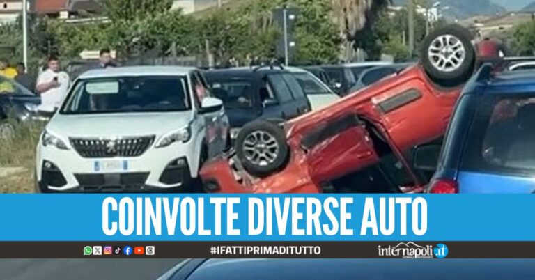 Auto si schianta e si ribalta più volte, morta 22enne a Marcianise