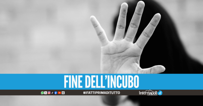 Choc nel Casertano, minaccia di morte l'ex e pubblica online le sue foto intime
