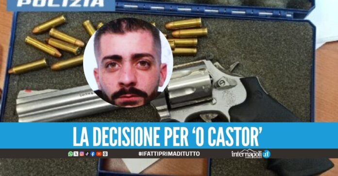 Aveva in casa una pistola rubata, subito scarcerato il ras di Acerra