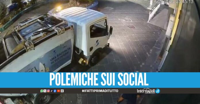 Urinava in strada a Salerno, operatore ecologico rischia il licenziamento