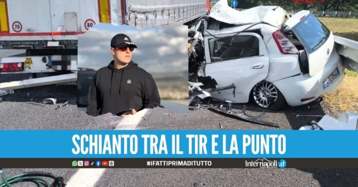 Gennaro Cozzolino muore in autostrada, addio al 38enne di Napoli