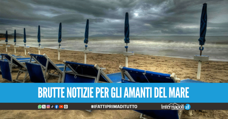 Il maltempo porta brutte notizie per i bagnanti, chiuse le spiagge a Napoli