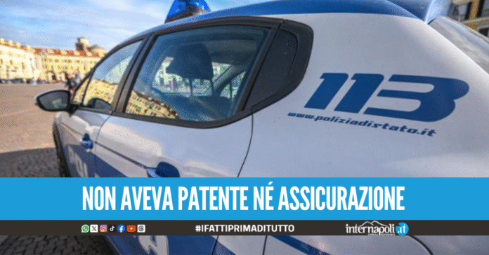 Non si ferma all'alt e dà il via alla folle corsa tra le vie di Napoli, inseguito e bloccato dagli agenti