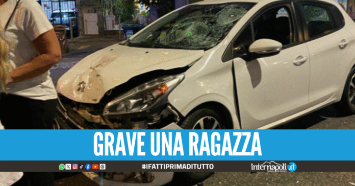Tremendo incidente nella notte al Vomero, due giovani sbalzati dallo scooter