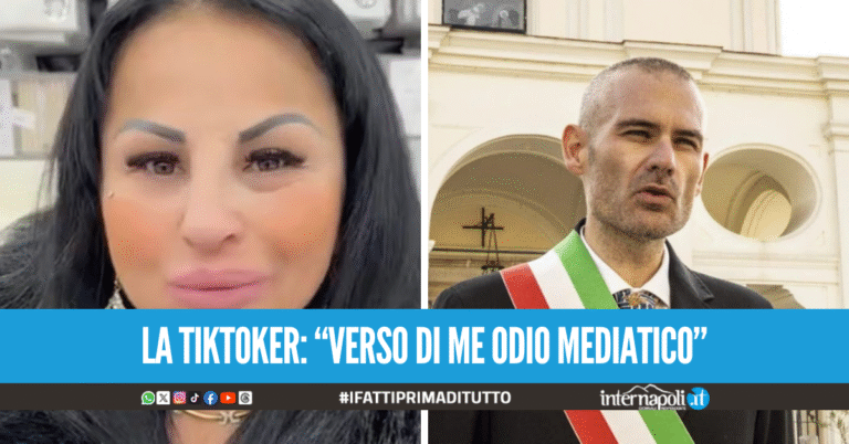 Rita De Crescenzo propone concerto gratis a Castel Volturno, il sindaco la blocca: "Non è gradita"