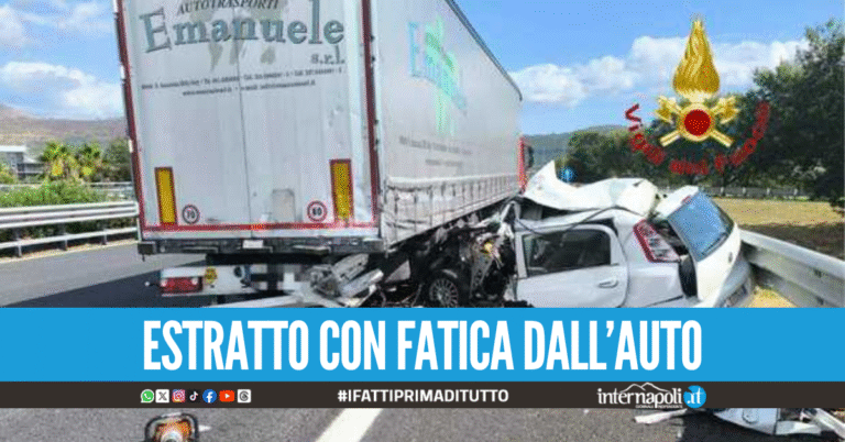 Tremendo scontro auto-camion sull'A30, gravissimo 38enne di Napoli