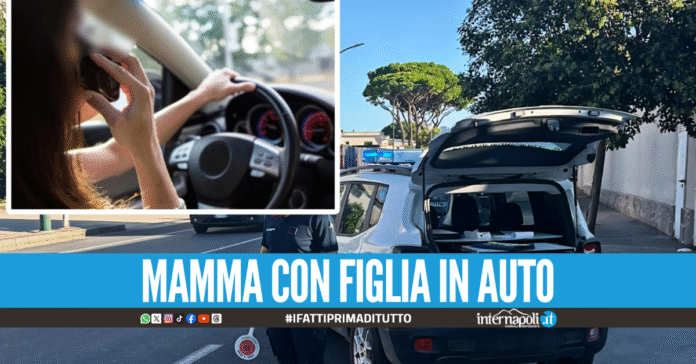 Ma che vuò? Vado di fretta al telefono mentre guida inveisce contro gli agenti ad Arzano