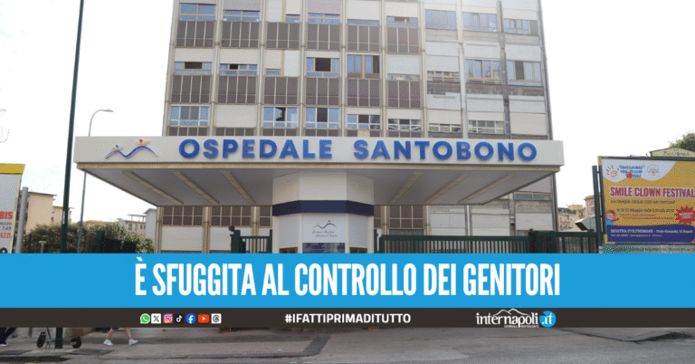 Bimba di 2 anni precipita sull'argine del fiume, ricoverata al Santobono