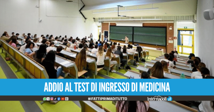 Aspiranti medici in prova, inizia il semestre filtro ai corsi di laurea di Medicina e Chirurgia