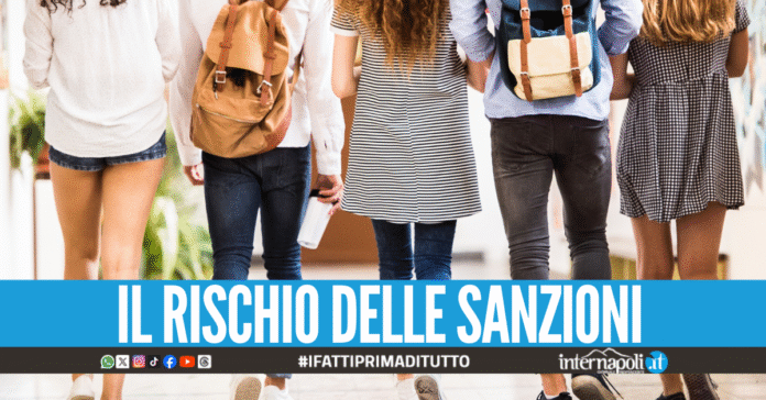 Nuovo dress code nelle scuole, vietati outfit 