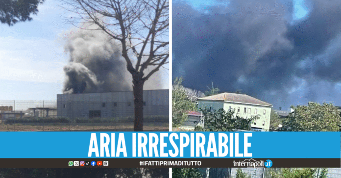 Fiamme nella zona ASI di Giugliano, a fuoco una fabbrica di materiale chimico