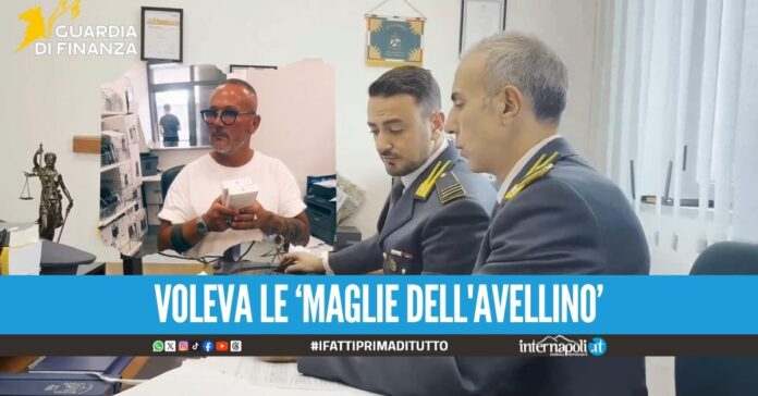 Telefonini venduti a pezzi stracciati, svelato il trucco di Napolitanostore