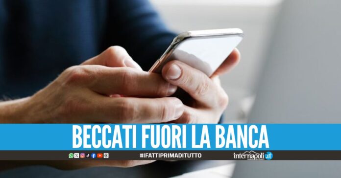 Rubano 13mila euro con un sms, 3 arresti tra Napoli e Taranto